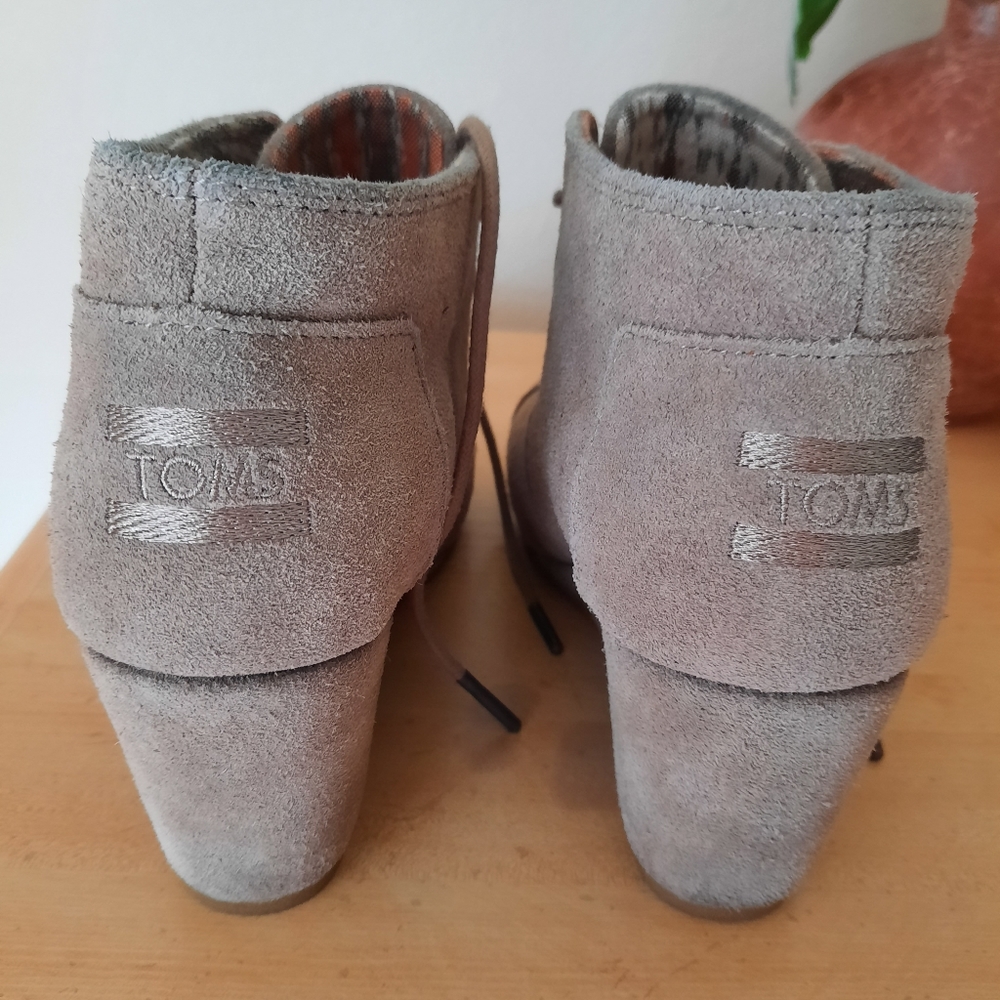 TOMS booties